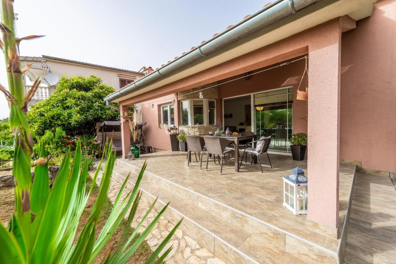 Villa Peace Zara Esterno foto