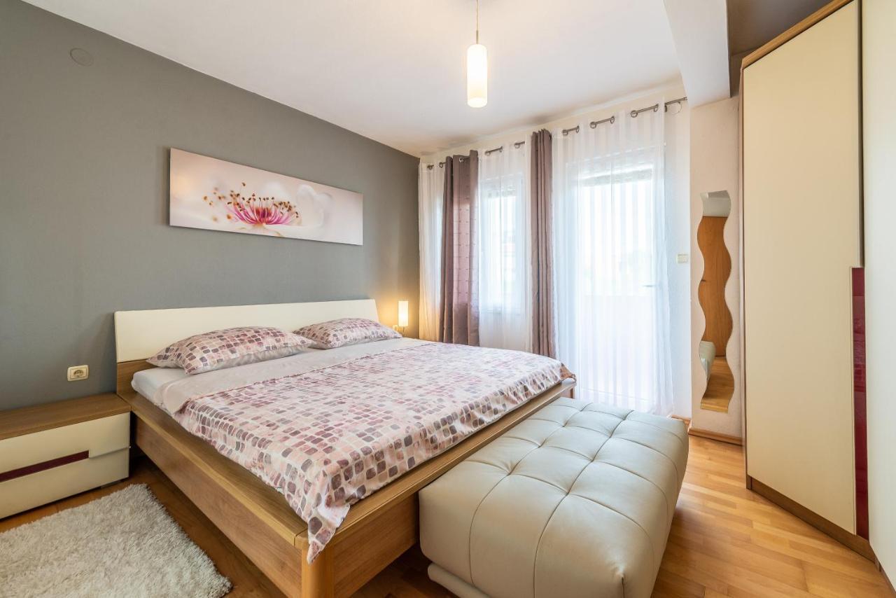 Villa Peace Zara Esterno foto